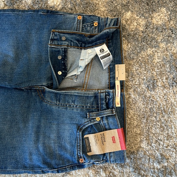 Levi’s Wedgie Straight Jeans - size 27 - NWT - Picture 5 of 6